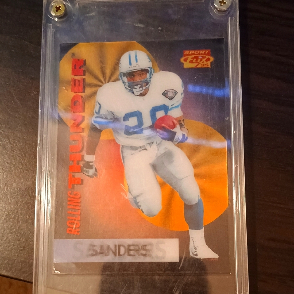 Barry Sanders Pinnacle Hologram Football Trading Card "Rolling Thunder"